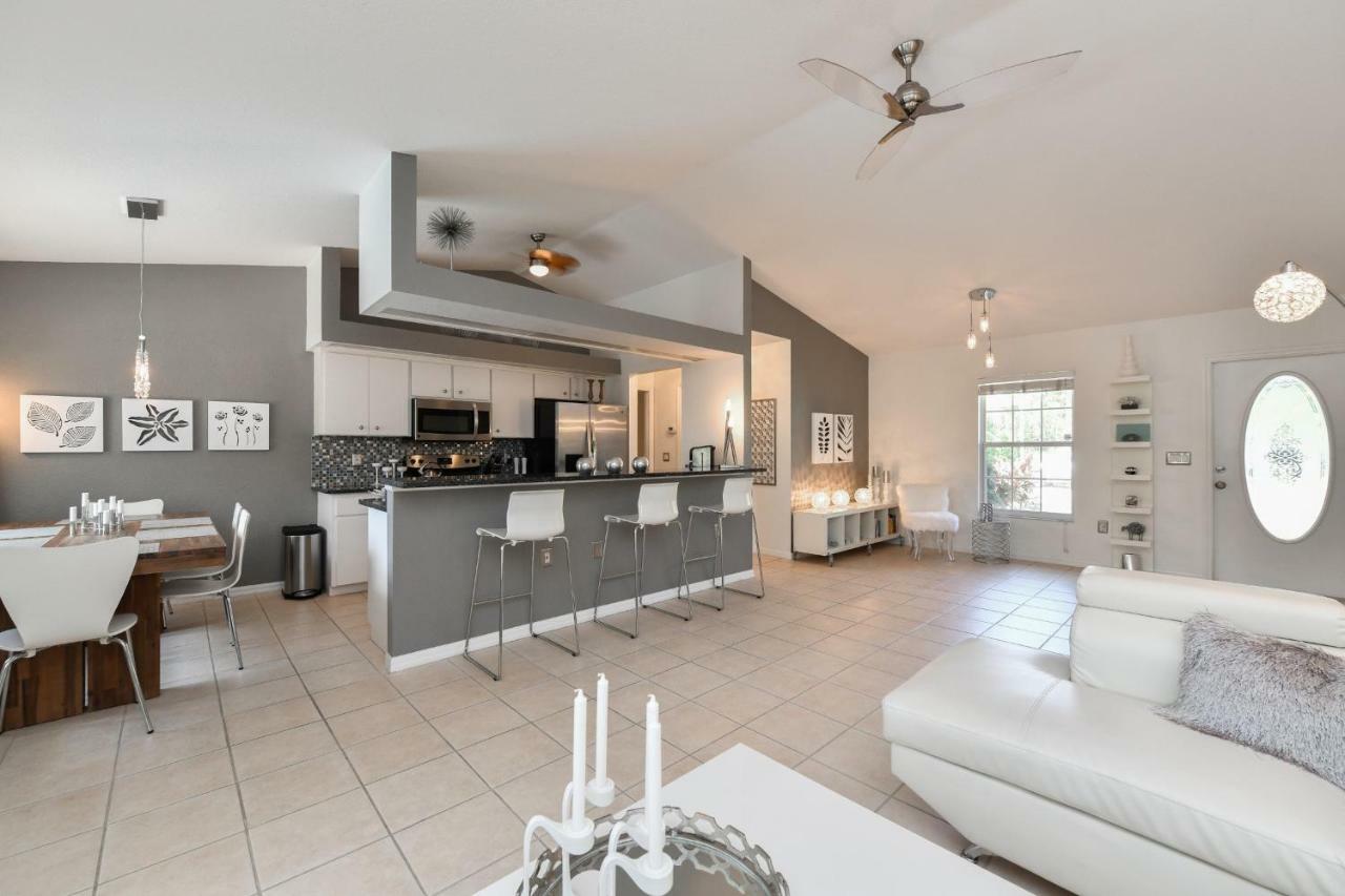 Contemporary Pool Villa I - Pool & Jacuzzi - Nearby Beach Venice Luaran gambar